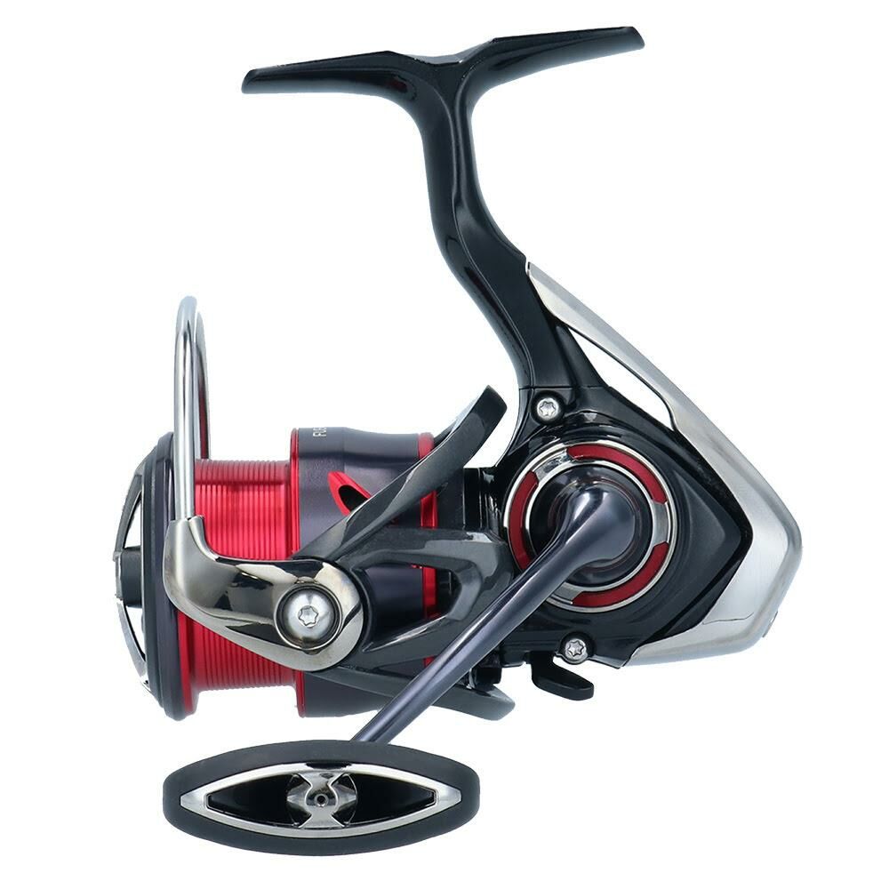 Daiwa Fuego 20 LT 5000 CXH Olta Makinesi - Hızlı Kargo