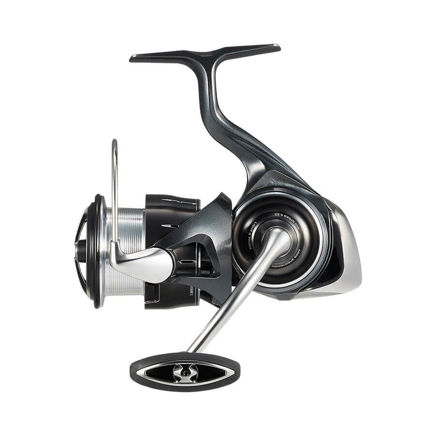 Daiwa Luvias 24 PC LT 3000 D Spin Olta Makinesi
